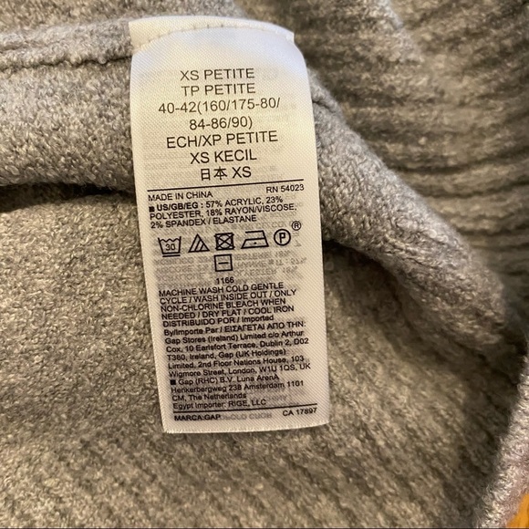GAP Slouchy Crewneck Sweater SZ XS Petite Grey Knit Casual Comfy Winter NEW - Picture 10 of 11